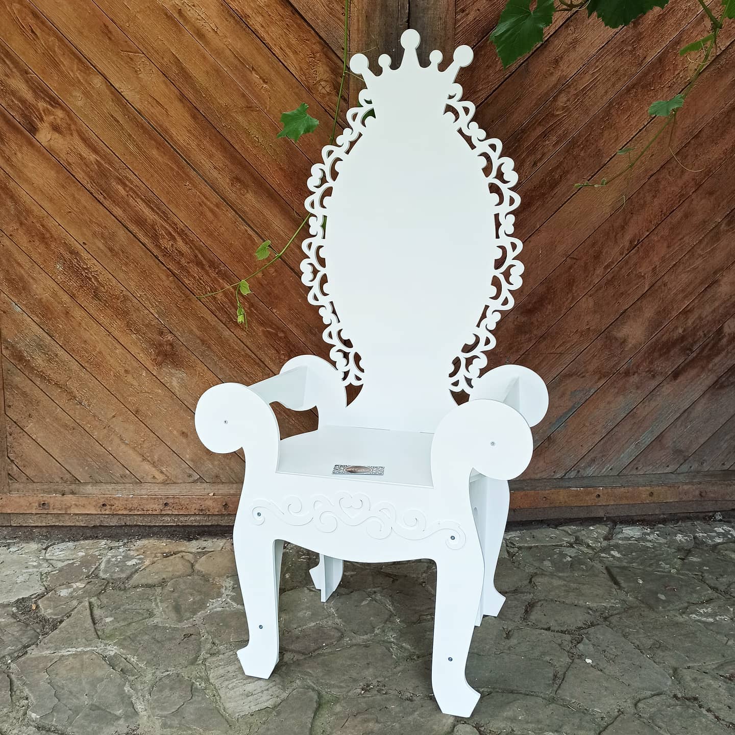 Wooden Throne Chair 05 birthday party decoration girl boy baby shower wood event party prop shop photo booth arch white pink lace laser cut style - MakerUA