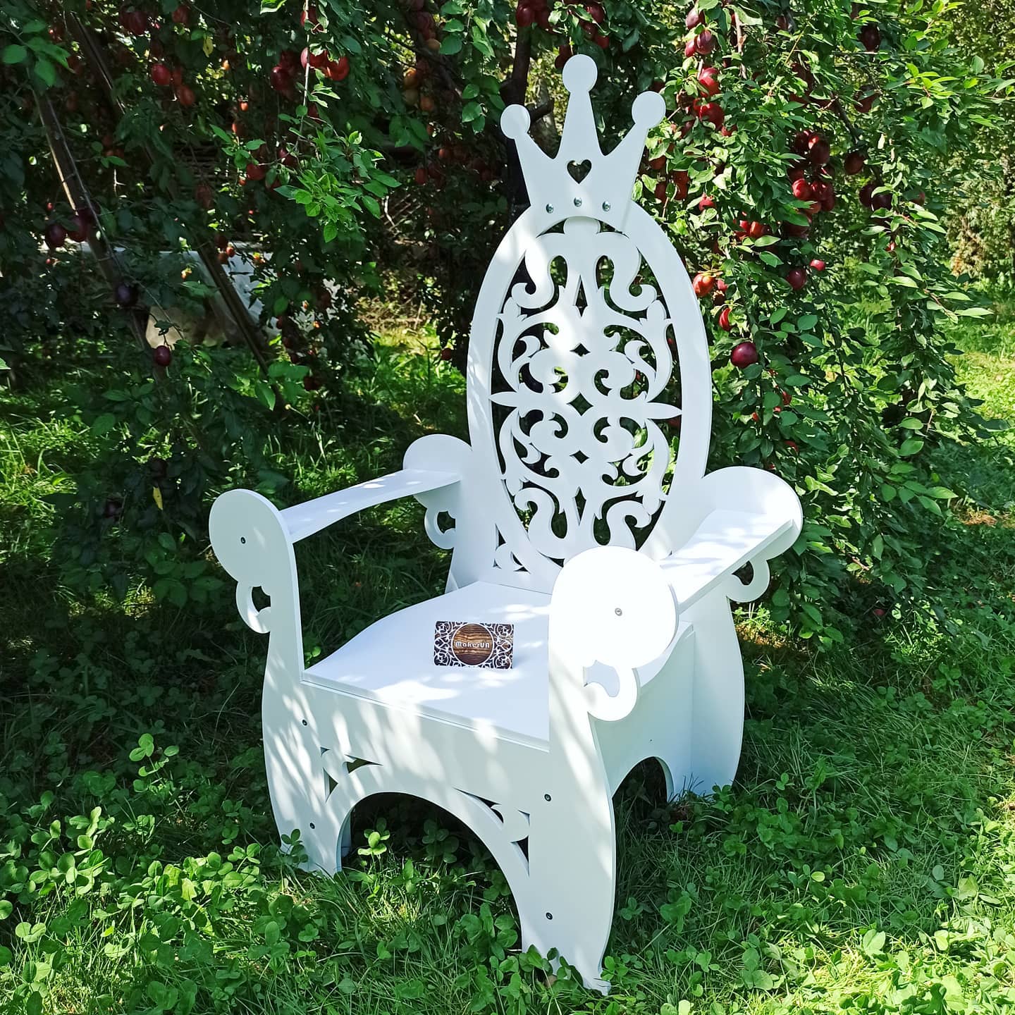 Wooden Throne Chair 06 birthday party decoration girl boy baby shower wood event party prop shop photo booth arch white pink laser cut style - MakerUA