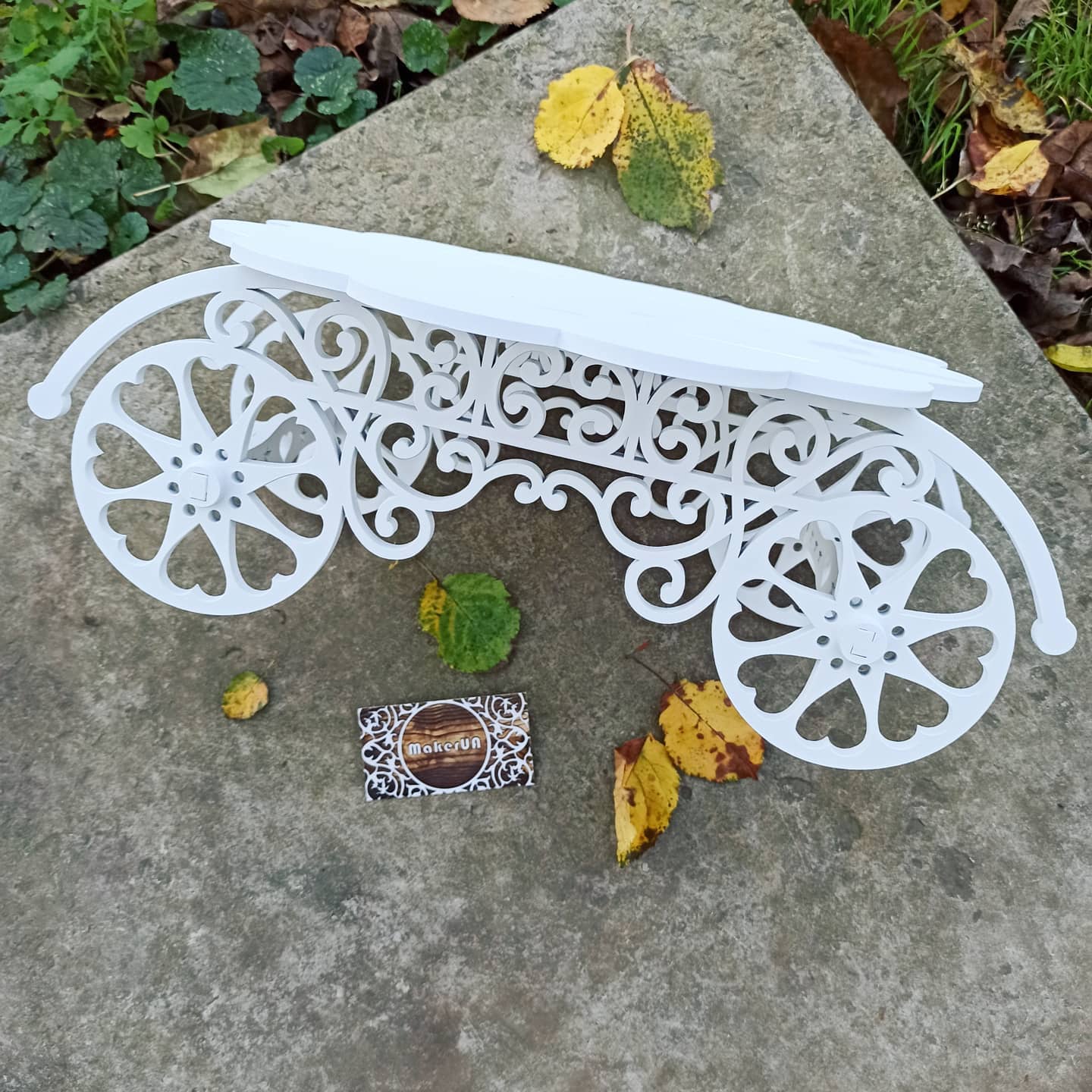 Carriage candy bar sweet stand cake parties birthday wedding table decorations buffet coach cart party delights cupcake tray white treats decor - MakerUA