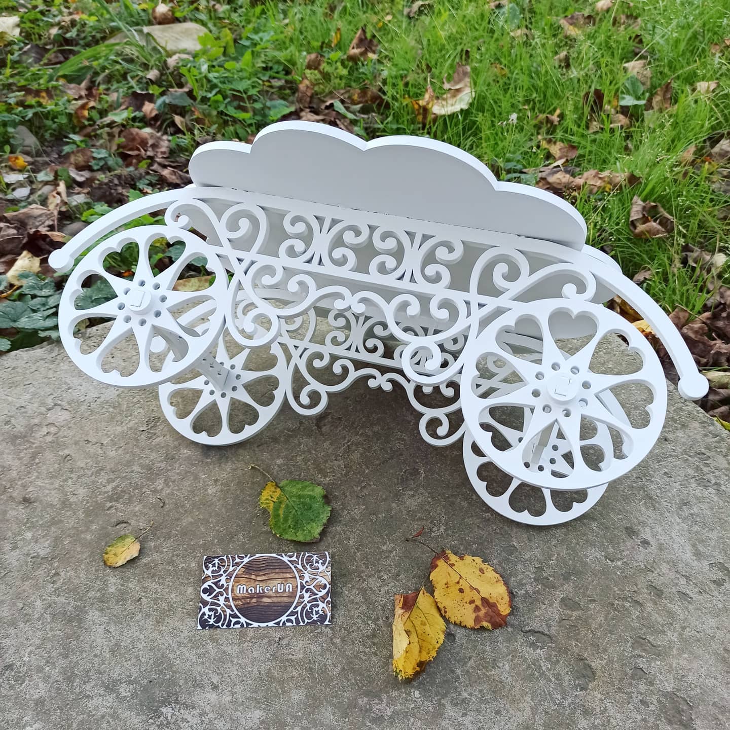 Carriage candy bar sweet stand cake parties birthday wedding table decorations buffet coach cart party delights cupcake tray white treats decor - MakerUA