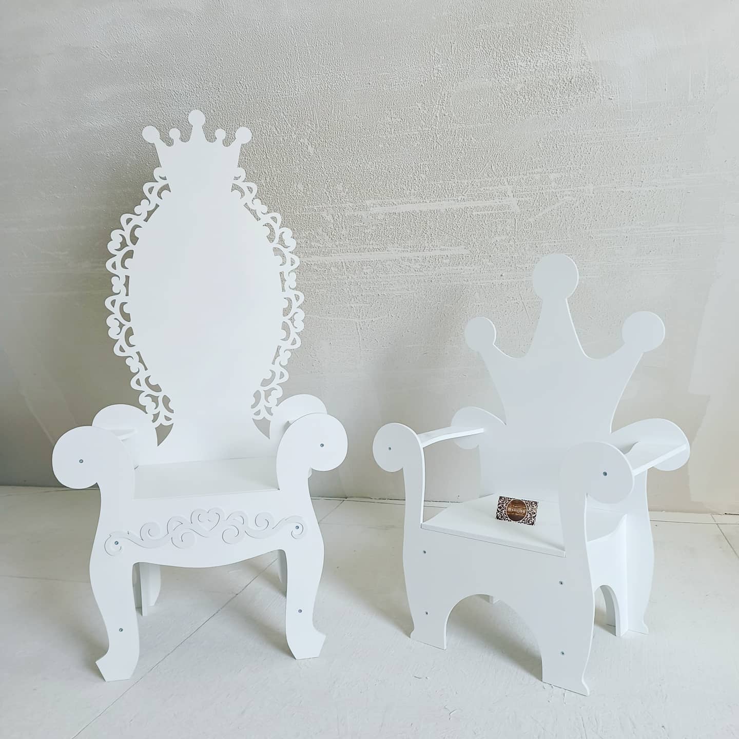 Wooden Throne Chair 05 birthday party decoration girl boy baby shower wood event party prop shop photo booth arch white pink lace laser cut style - MakerUA
