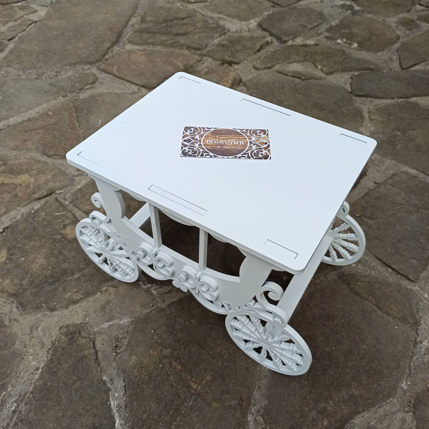Carriage candy bar sweet stand cake parties birthday wedding table decorations buffet coach cart party delights cupcake tray white boho style treats decor - MakerUA