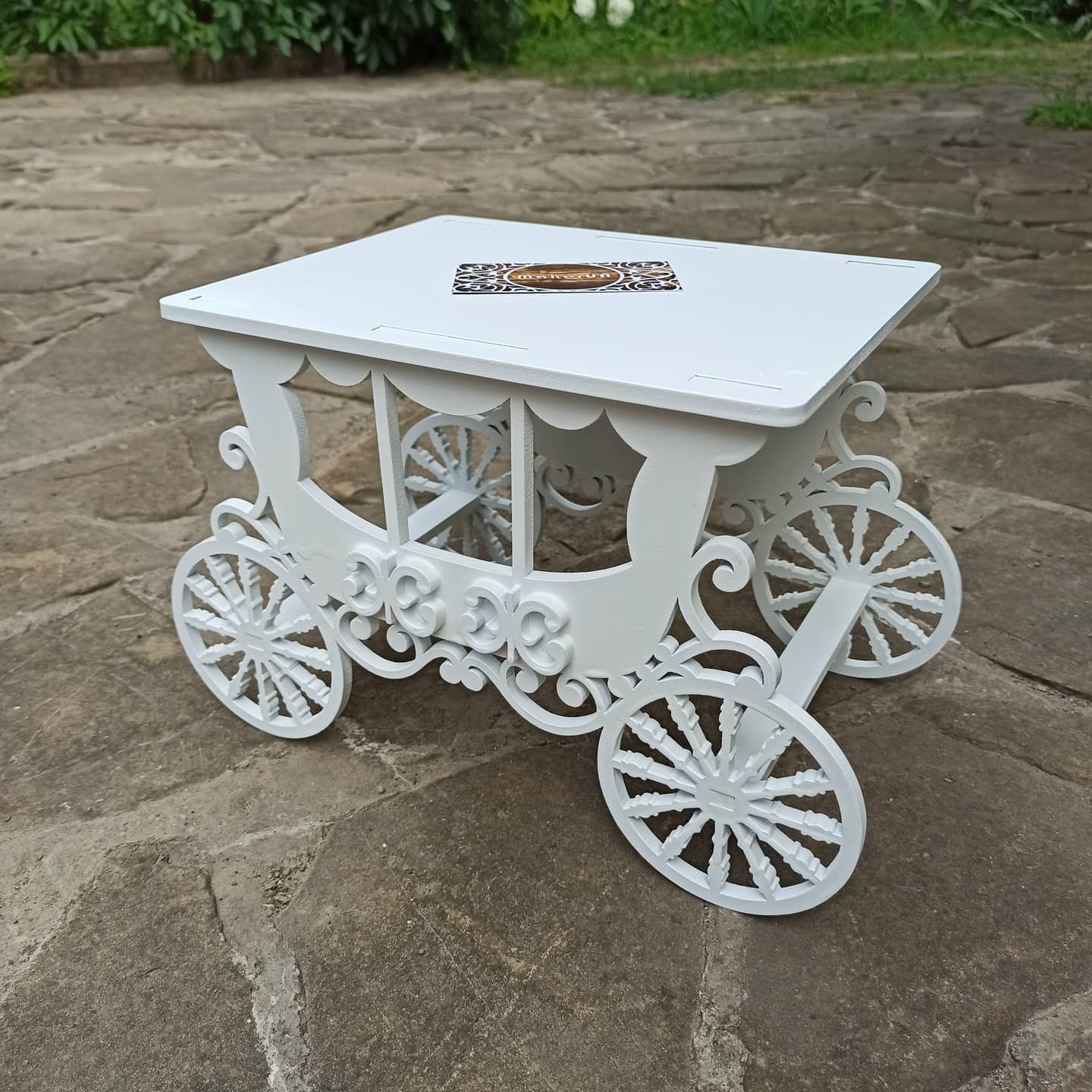 Carriage candy bar sweet stand cake parties birthday wedding table decorations buffet coach cart party delights cupcake tray white boho style treats decor - MakerUA