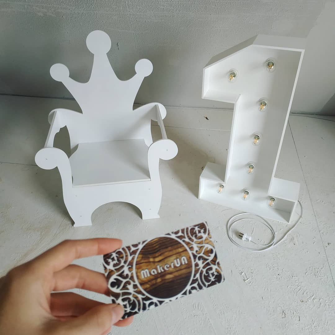 Wooden Throne Chair 03 birthday party decoration girl boy baby shower wood event party prop shop photo booth arch white pink blue crown kids furniture - MakerUA