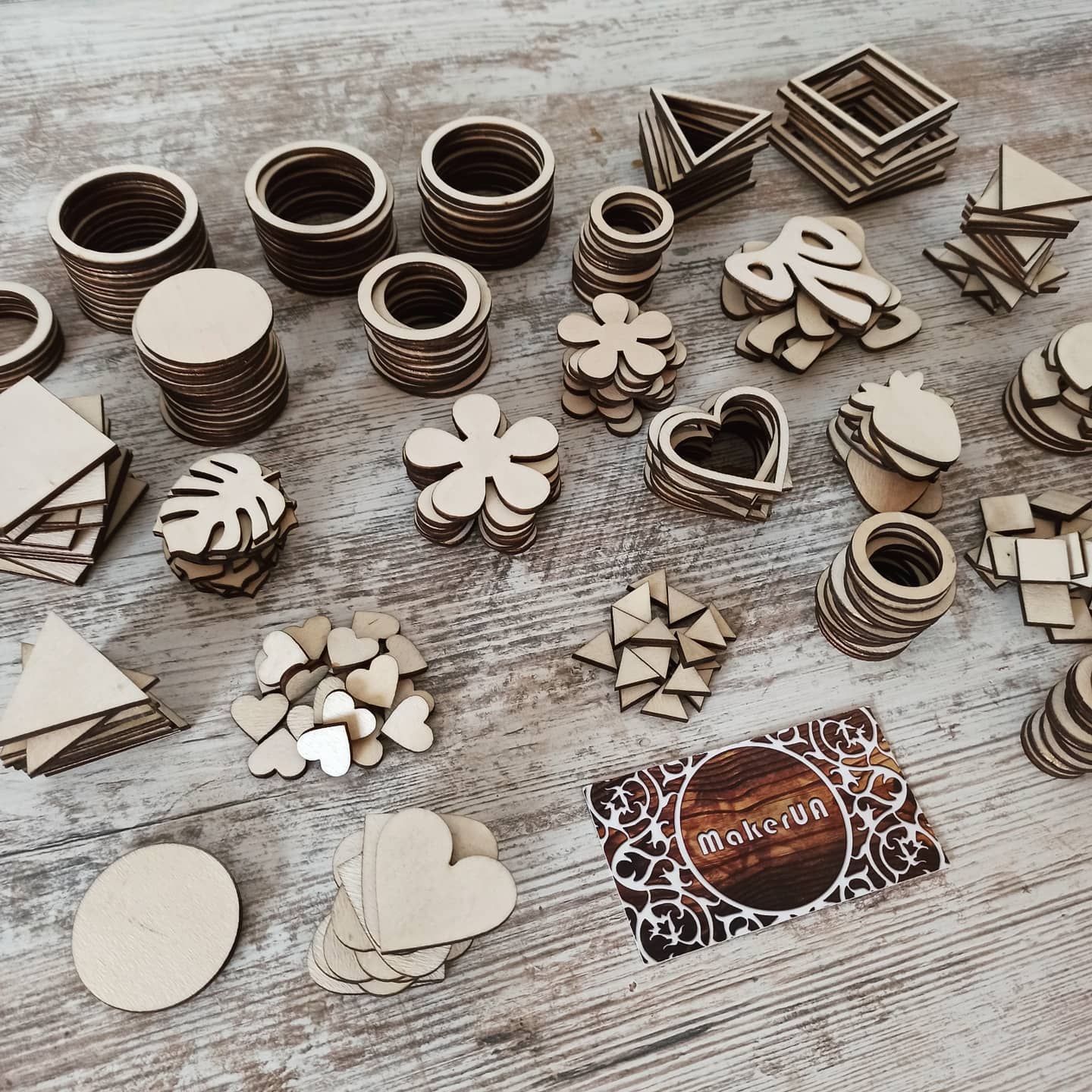 50pcs craft shapes creativity cutout diy unfinished unpainted mini jewelry earrings macrame ornaments needlework shaped eco natural plywood wood wooden embellishment plaques decorations decor - MakerUA