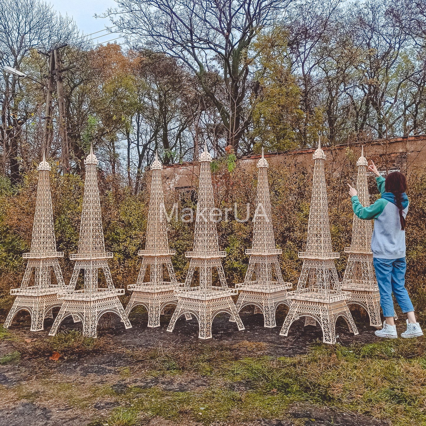 Eiffel Tower 3D sculpture statue large huge life size lifesize wedding birthday centerpieces