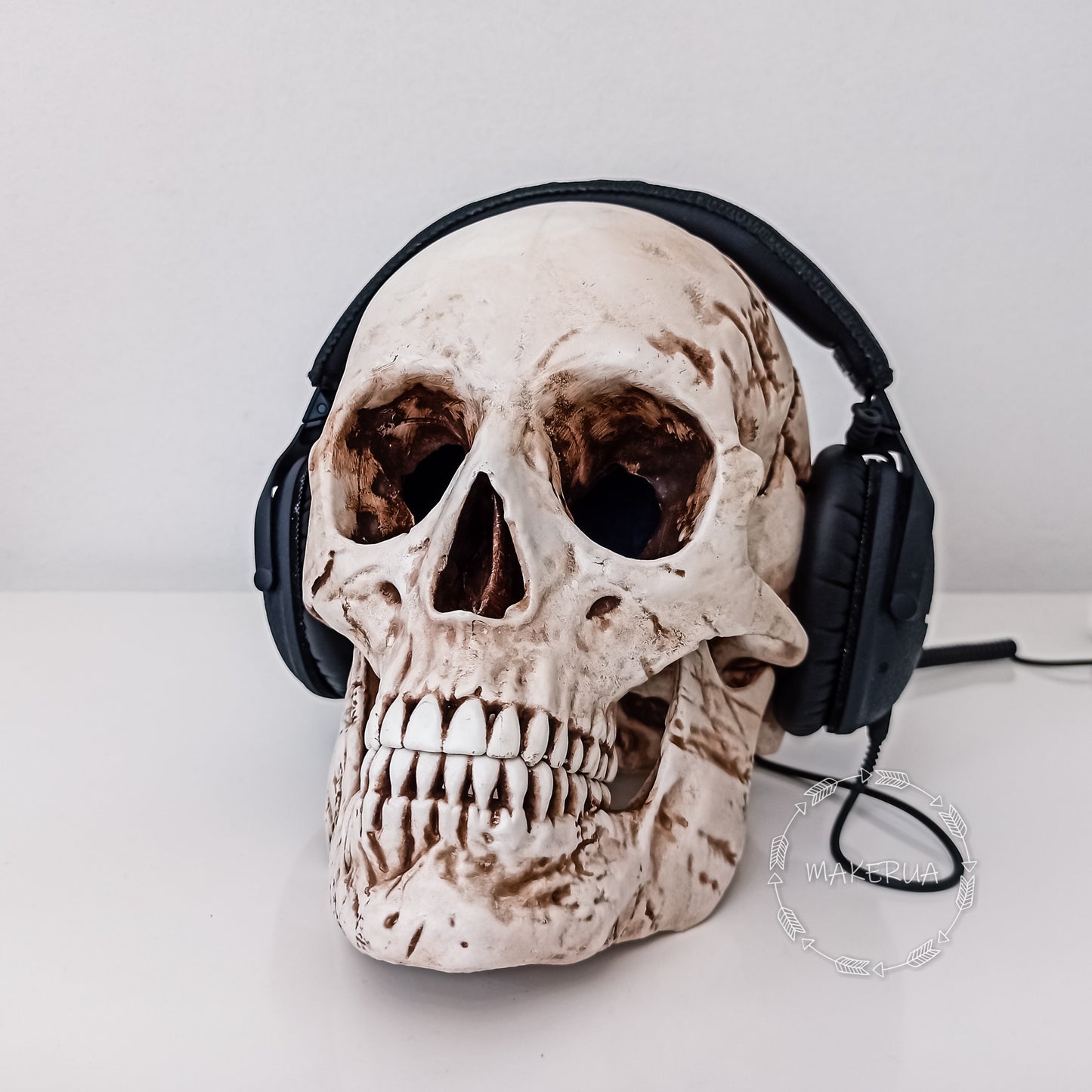 Human Skull decor 3d printed head teeth bone skeleton anatomy excavation body game room table hat cap stand statue sculpture decorations - MakerUA