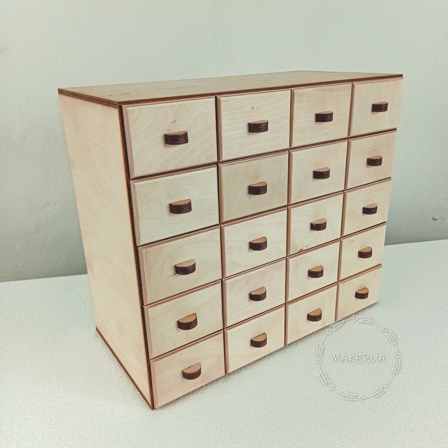 Wooden box - MakerUA