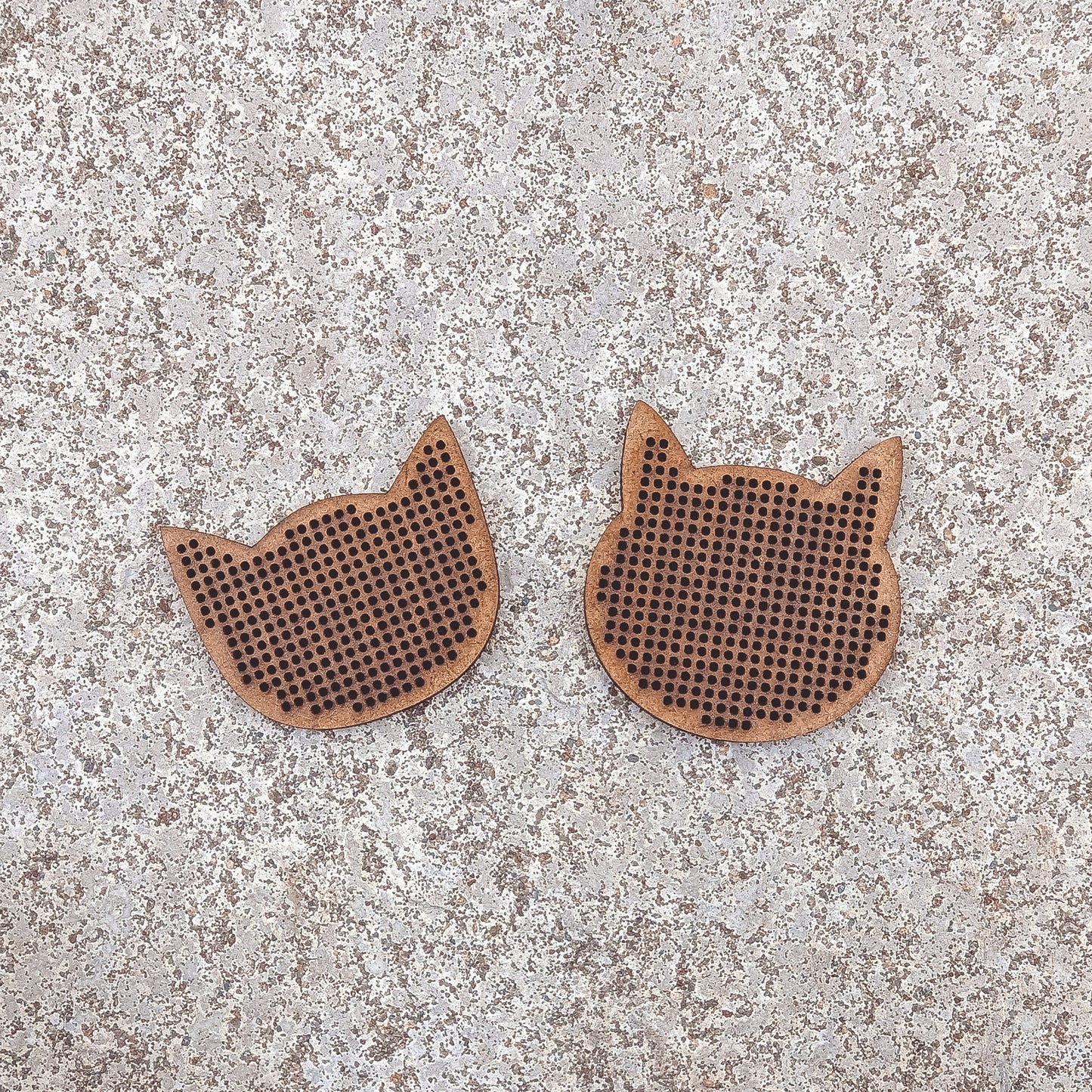 Set of 8 Cross Stitch Blank cat embroidery decorations pendant wooden shapes for DIY jewelry cute gift wood bead hobby thread home decor ornaments needlecraft style - MakerUA