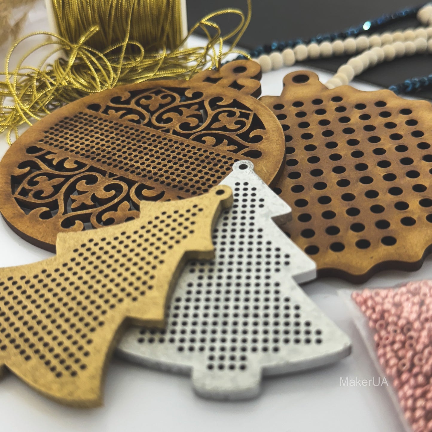 Wooden Cross Stitch Blank Base Embroidery Christmas Tree Ornaments Decorations Pendant DIY Jewelry Gift Bead Thread Needlecraft Shape Ball Hole 1mm K1