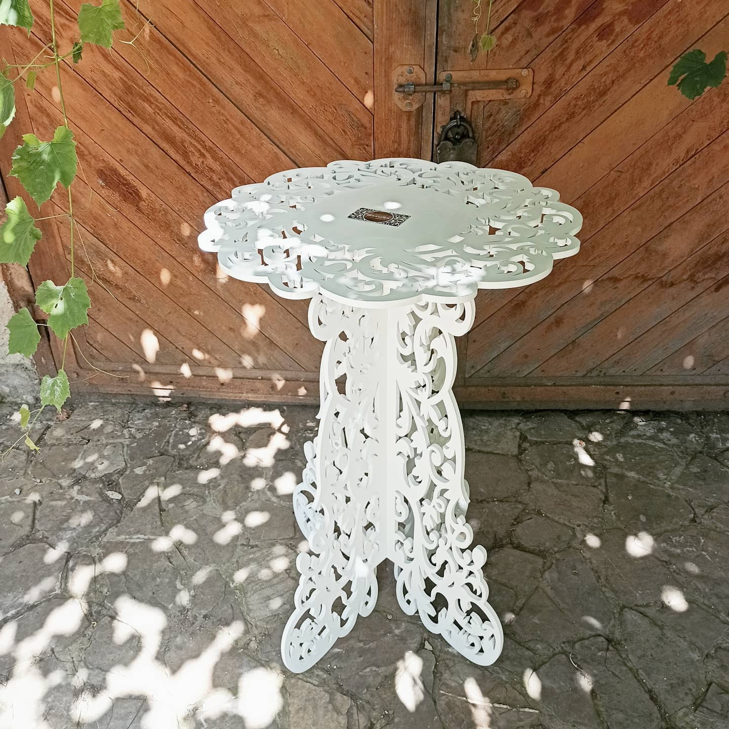 Table decorations accent boho lace plywood wooden wood white plant flower sweet cake stand pedestal baby shower birthday wedding event party prop shop photo booth arch victorian style decor - MakerUA