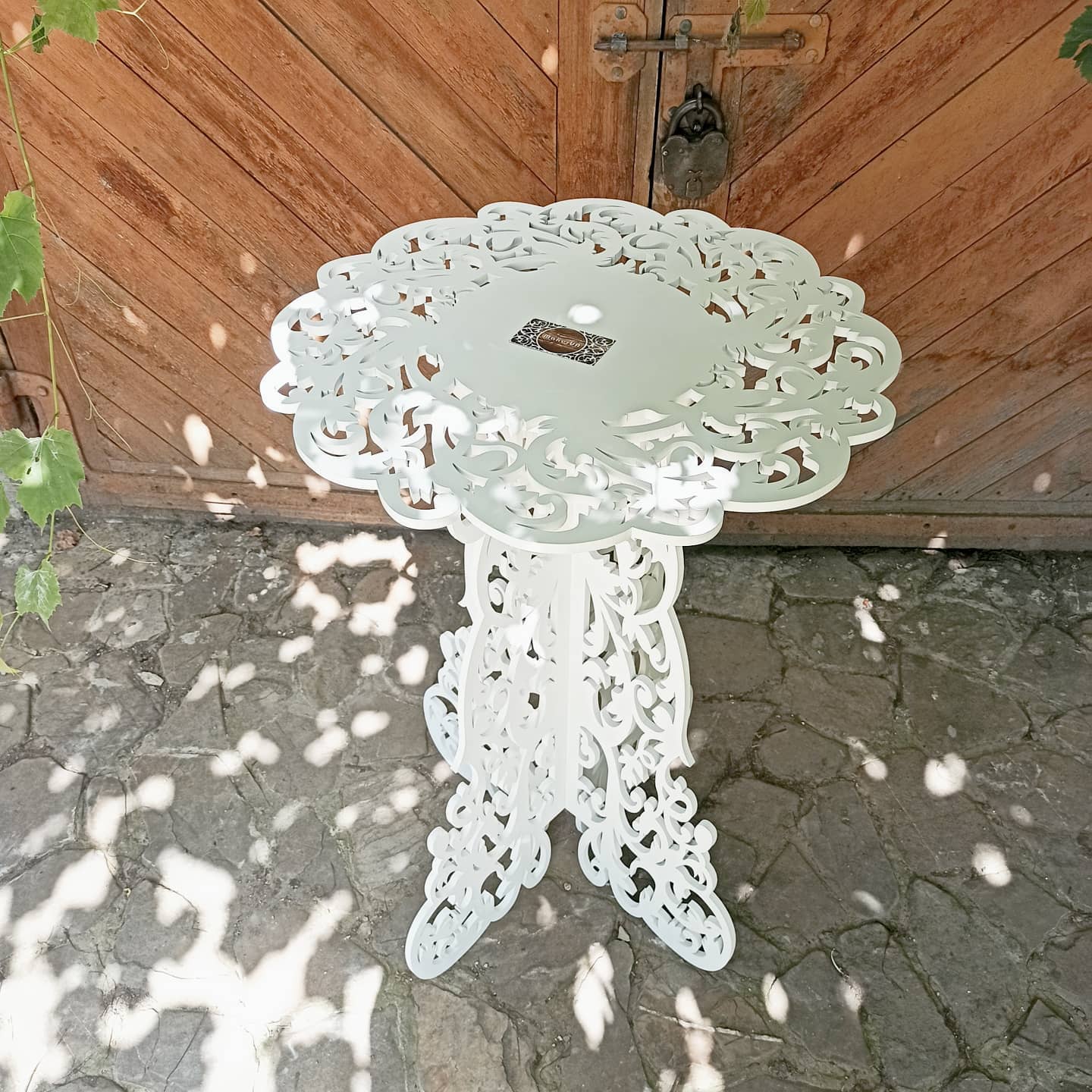 Table decorations accent boho lace plywood wooden wood white plant flower sweet cake stand pedestal baby shower birthday wedding event party prop shop photo booth arch victorian style decor - MakerUA
