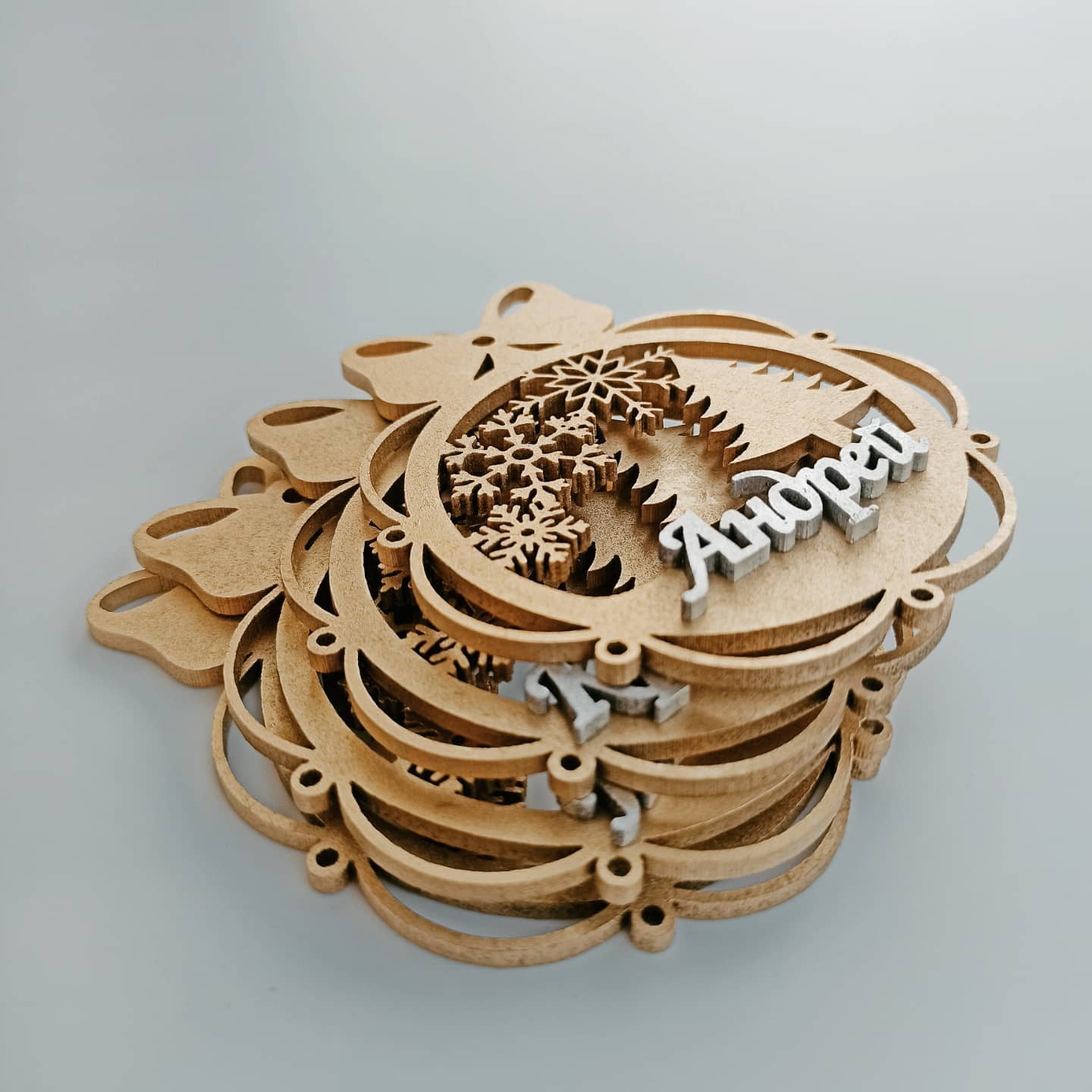 Personalized Christmas Ornaments Name Wooden Decorations Tree Hanging Kindergarten Gift Classmate Preschool Keepsake Teacher Student Decor Style L