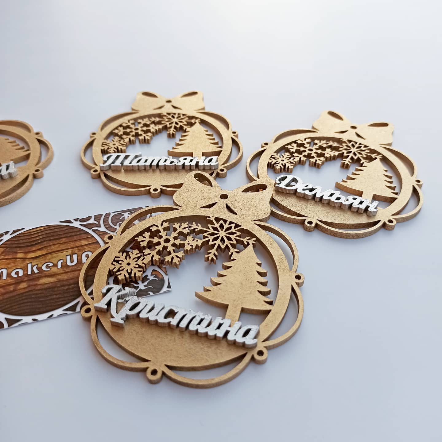 Personalized Christmas Ornaments Name Wooden Decorations Tree Hanging Kindergarten Gift Classmate Preschool Keepsake Teacher Student Decor Style L