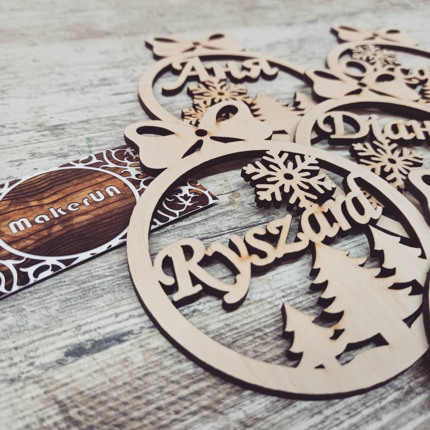 Personalized Christmas Ornaments Name Wooden Decorations Tree Hanging Kindergarten Gift Classmate Preschool Keepsake Teacher Student Decor Style J