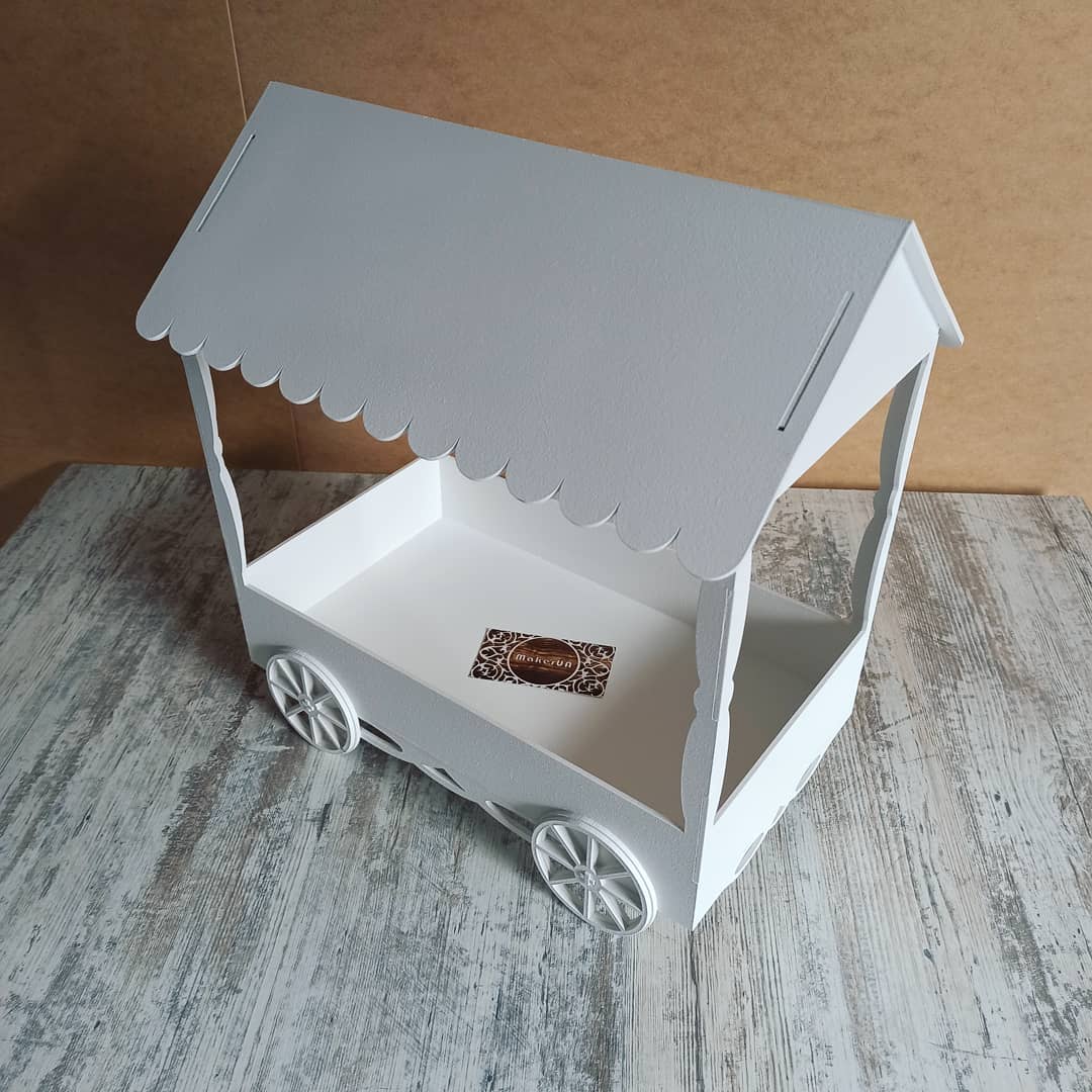 Candy Bar carriage sweet stand cake parties birthday wedding table decorations buffet coach cart party delights cupcake tray white style treats decor