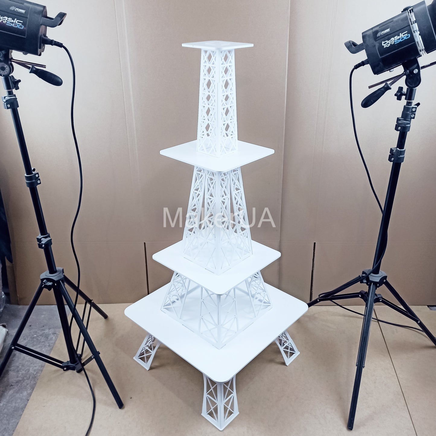 White Eiffel Tower Stand cake dessert cupcake flower display table buffet floral market sweet candy cart bar donut Ice cream party props birthday wedding decor