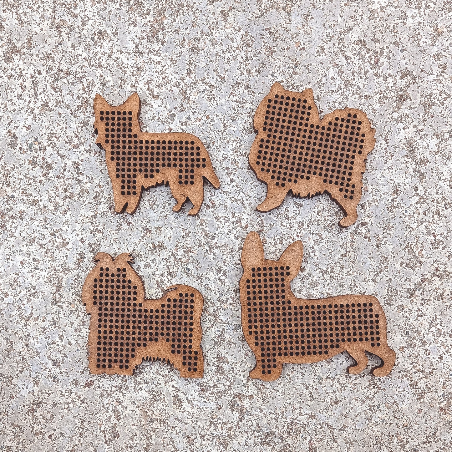 Set of 8 Cross Stitch Blank dog embroidery decorations pendant wooden shapes for DIY jewelry cute gift wood bead hobby thread home decor ornaments needlecraft style