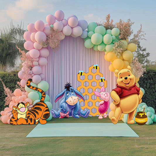 Winnie_the_Pooh_cartoon_birthday_party_decor 2