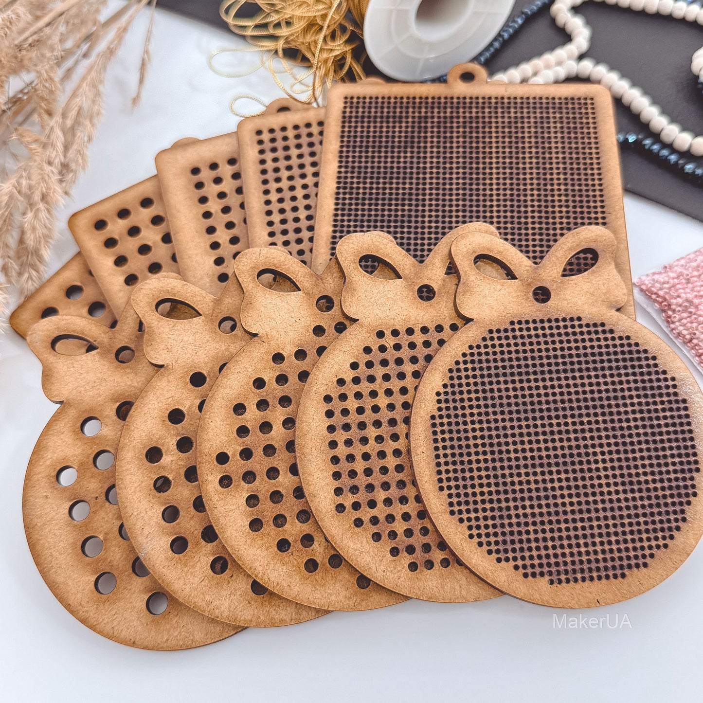 Wooden Cross Stitch Blank Base Embroidery Christmas Tree Ornaments Decorations Pendant DIY Jewelry Gift Bead Thread Needlecraft Shape Style Hole 3mm K3